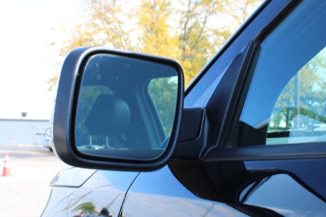 Used 2016 Ford Explorer Platinum AWD/4WD image 8
