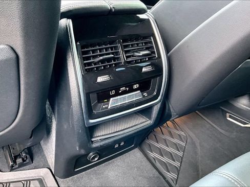 Used 2024 BMW X5 xDrive40i w/ Premium Package AWD/4WD image 32