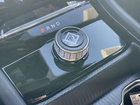 New 2025 Jeep Grand Cherokee Altitude image 19