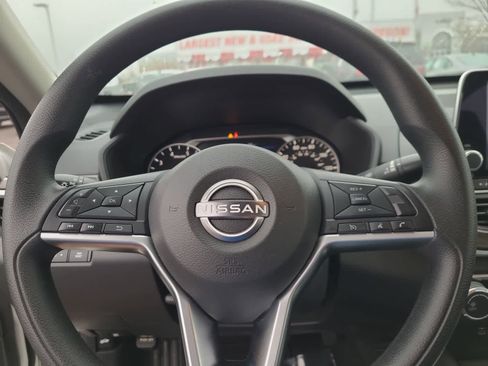 Used 2023 Nissan Altima 2.5 SV image 23