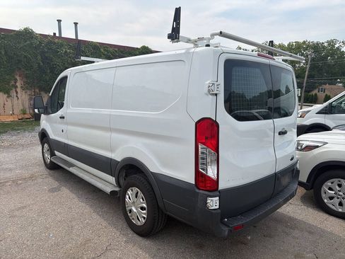 Used 2018 Ford Transit 250 130 Low Roof w/ Exterior Upgrade Package RWD image 10