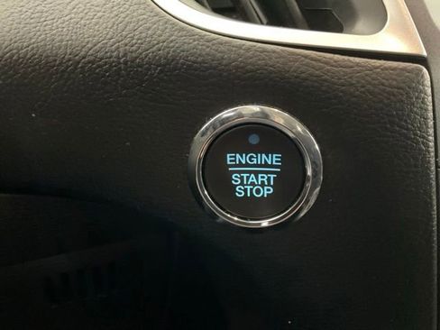 Used 2016 Ford Edge SEL w/ Equipment Group 201A AWD/4WD image 23