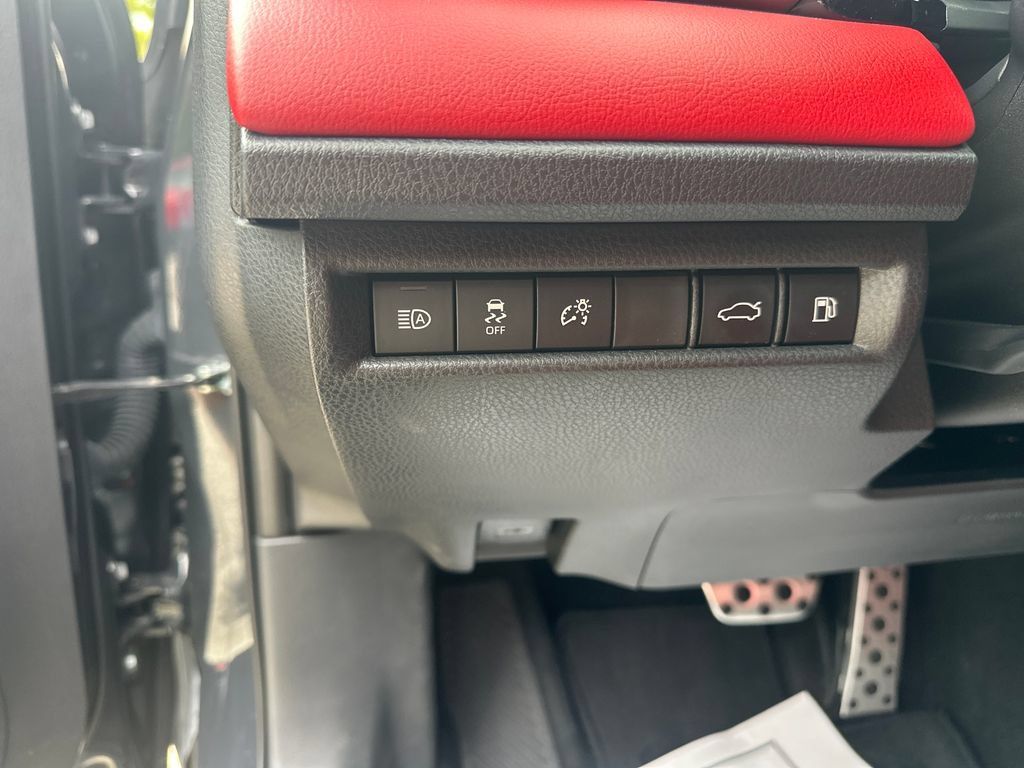 Used 2025 Toyota Camry XSE FWD image 23