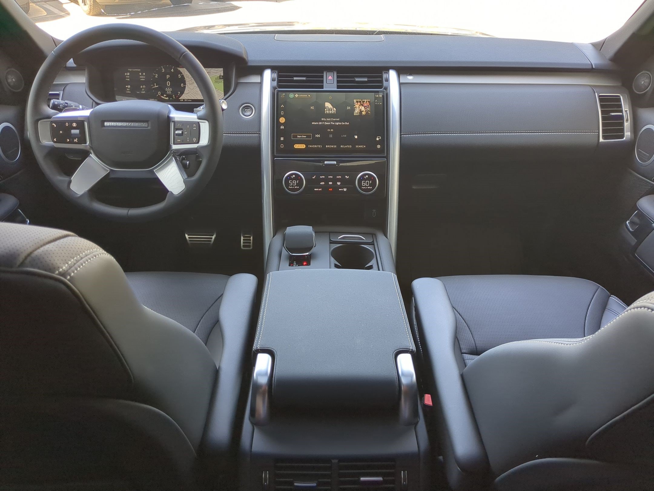 Used 2026 Land Rover Discovery Dynamic SE AWD/4WD image 28