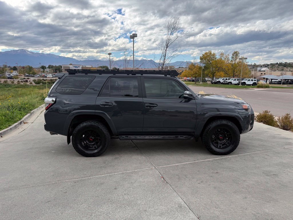 Used 2024 Toyota 4Runner TRD Off-Road Premium w/ Moonroof Package AWD/4WD image 9