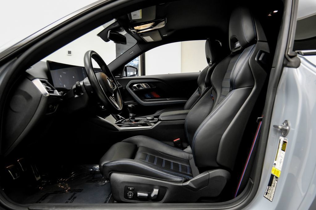 Used 2023 BMW M2 w/ Lighting Package RWD image 8