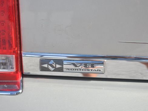Used 2008 Cadillac DTS FWD image 26