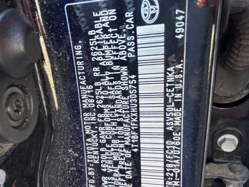 Used 2017 Toyota Camry FWD image 11