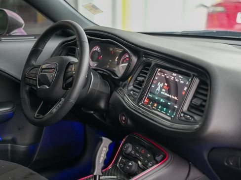 Used 2019 Dodge Challenger R/T Scat Pack w/ Shaker Package image 38