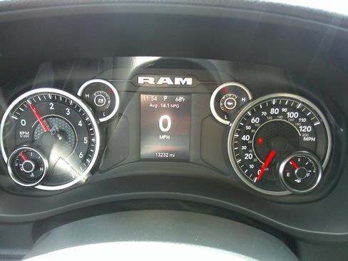 Used 2022 RAM 2500 Tradesman image 21