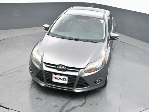 Used 2014 Ford Focus Titanium FWD image 37