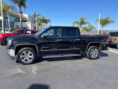 Used 2018 GMC Sierra 1500 SLT AWD/4WD image 9