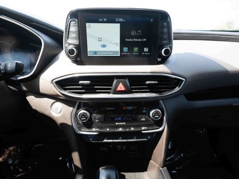 Used 2020 Hyundai Santa Fe Limited AWD/4WD image 17
