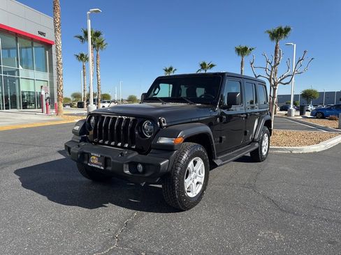 Used 2022 Jeep Wrangler Unlimited Sport image 2