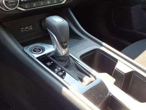 Used 2023 Nissan Sentra SV w/ All-Weather Package image 16