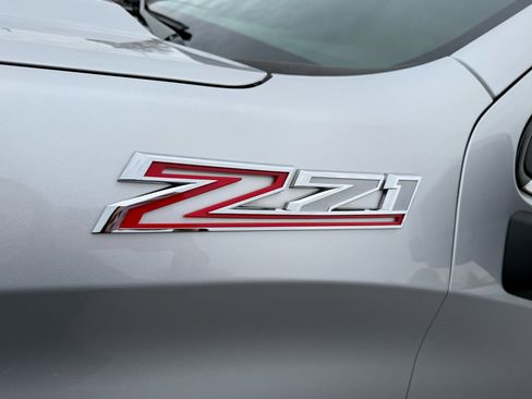 Used 2019 Chevrolet Silverado 1500 LTZ image 45