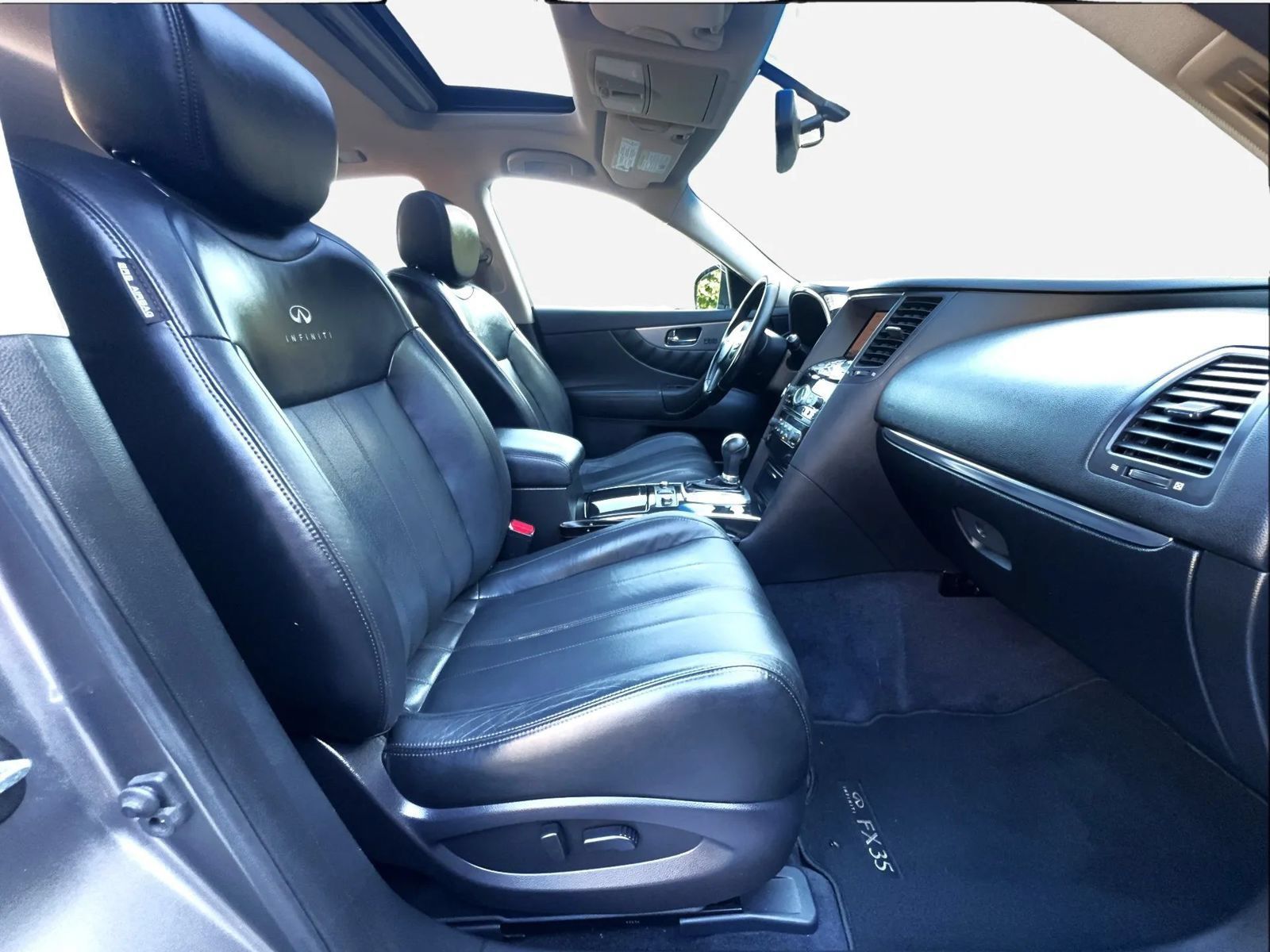 Used 2012 INFINITI FX35 2WD w/ Premium Pkg image 37