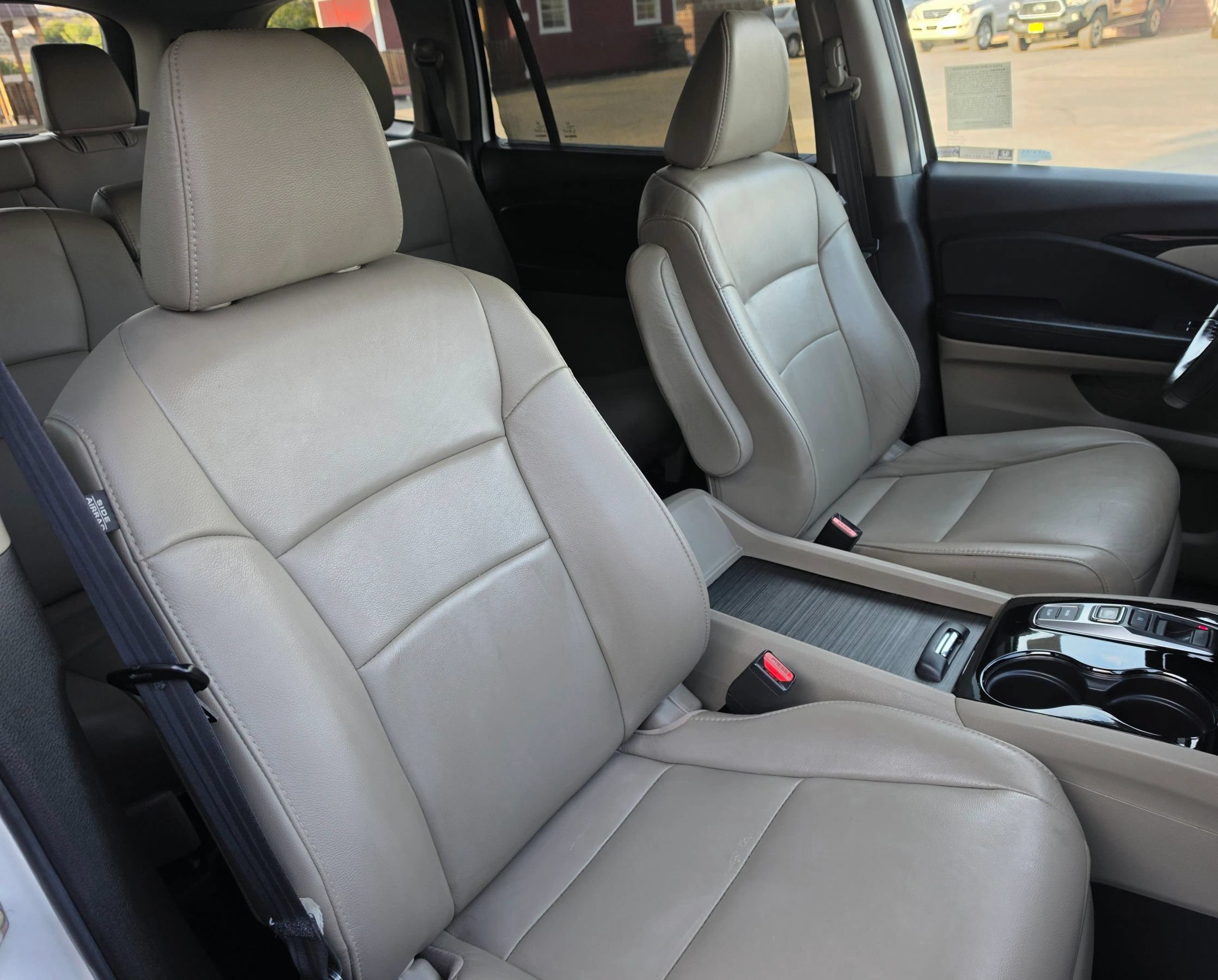 Used 2018 Honda Pilot Touring image 38