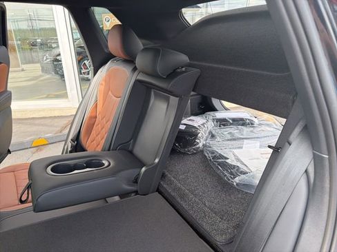 New 2026 Volkswagen Tiguan SEL R-Line AWD/4WD image 22