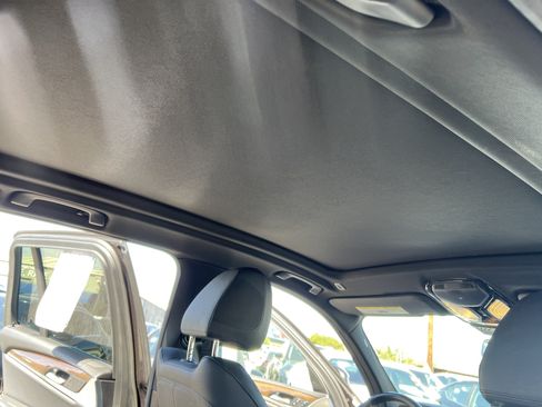 Used 2019 BMW X3 sDrive30i w/ Driving Assistance Package RWD image 18