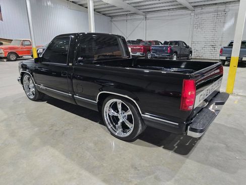 Used 1990 Chevrolet Silverado 1500 2WD Regular Cab image 8