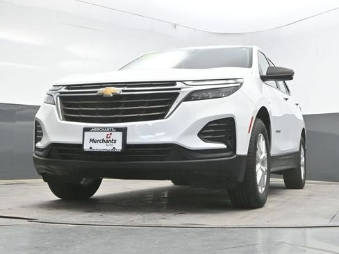 Used 2022 Chevrolet Equinox LS AWD/4WD image 31