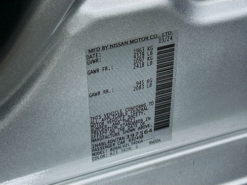 Used 2024 Nissan Altima 2.5 SV image 12