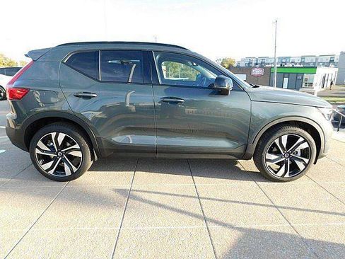 New 2026 Volvo XC40 B5 Ultra w/ Climate Package AWD/4WD image 7