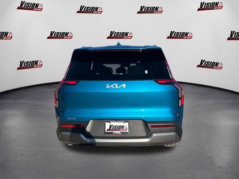 New 2026 Kia EV9 Wind image 6