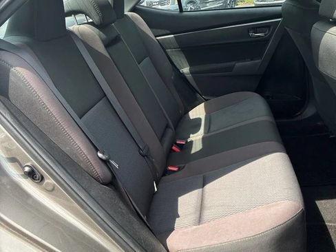 Used 2017 Toyota Corolla LE FWD image 13