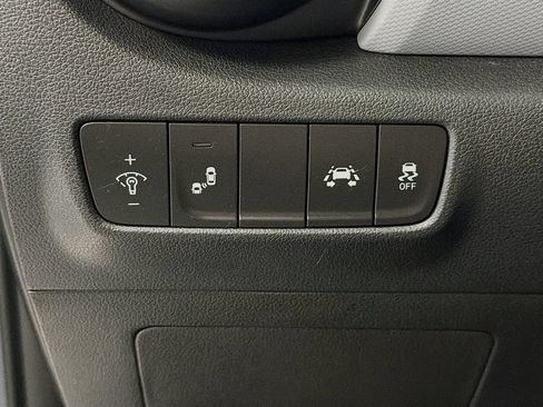 Used 2021 Hyundai Kona SEL FWD image 13