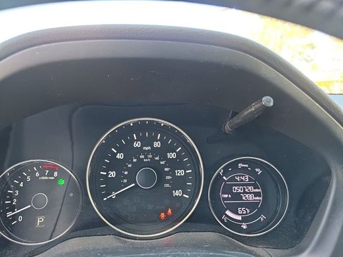 Used 2019 Honda HR-V Sport image 14