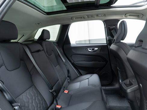 New 2026 Volvo XC60 B5 Plus w/ Climate Package image 24