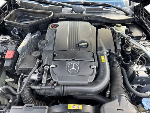Used 2013 Mercedes-Benz SLK 250 image 14