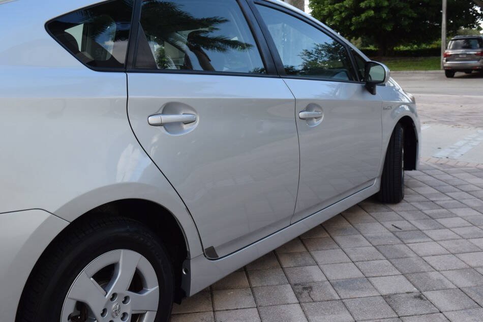 Used 2010 Toyota Prius Two w/ Preferred Accessory Pkg FWD image 26