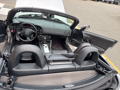 Used 2004 Honda S2000 image 64