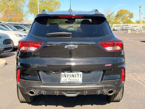 Used 2021 Chevrolet TrailBlazer RS w/ Sun and Liftgate Package AWD/4WD image 5