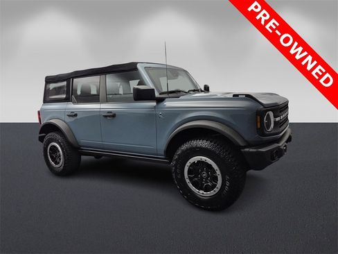 Used 2022 Ford Bronco Black Diamond w/ Sasquatch Package image 1