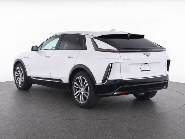 Certified 2024 Cadillac Lyriq Tech w/ Driver Assist Package AWD/4WD image 2