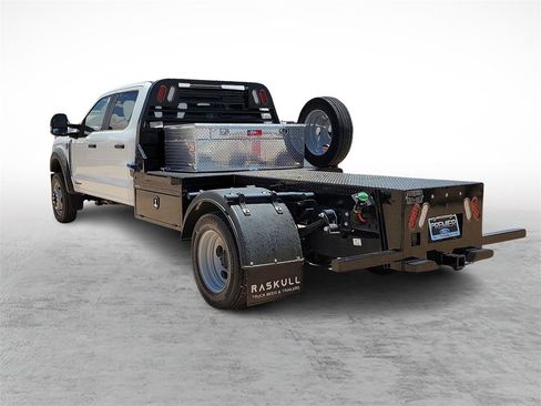 New 2024 Ford F550 4x4 Crew Cab Super Duty w/ XL Chrome Package image 7