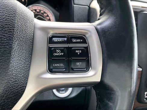 Used 2015 RAM 1500 Laramie w/ Convenience Group AWD/4WD image 14