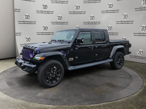 Used 2022 Jeep Gladiator Overland AWD/4WD image 1