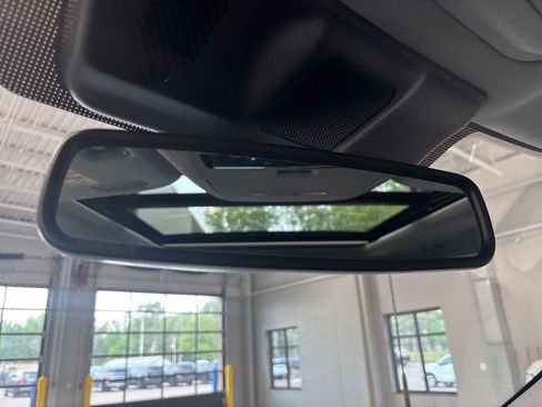 Used 2023 Ford F150 Lariat w/ Equipment Group 502A High image 47