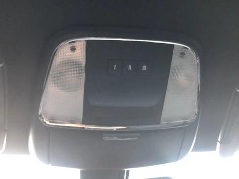 Used 2018 Dodge Charger R/T image 29