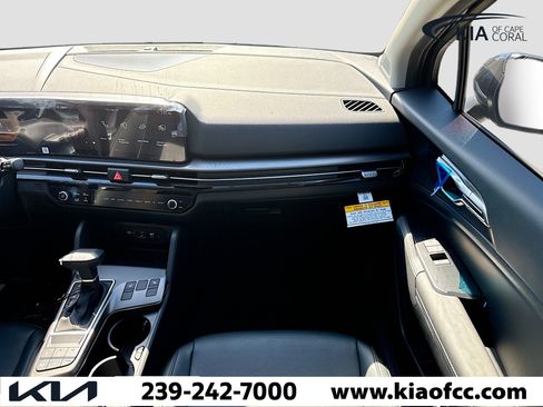 New 2026 Kia Sportage EX w/ EX Panorama Roof Package image 18