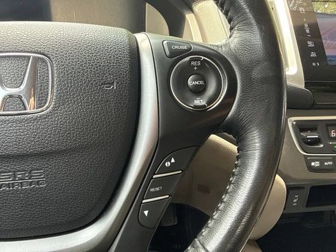 Used 2017 Honda Ridgeline RTL-T image 23