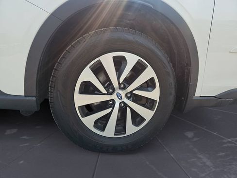 Used 2022 Subaru Outback Premium AWD/4WD image 14