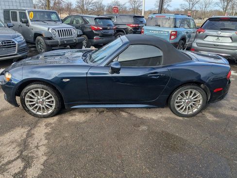 Used 2018 FIAT 124 Spider Classica image 4