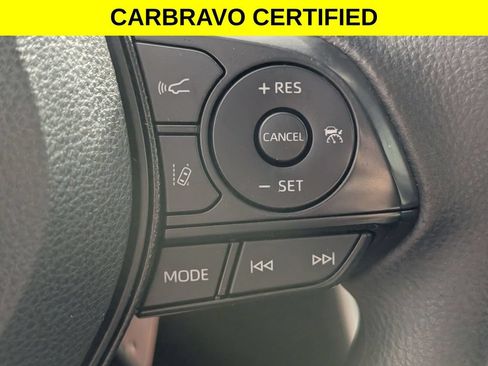 Used 2020 Toyota RAV4 LE FWD image 15
