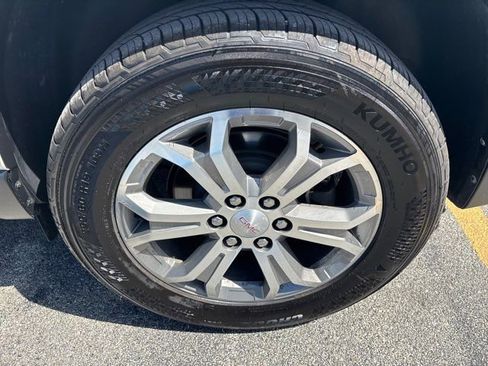 Used 2015 GMC Acadia SLT FWD image 9